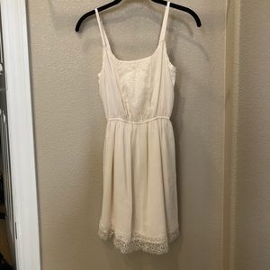 Hollister lace cream white dress